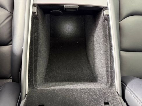 Used 2023 Tesla Model Y Performance AWD/4WD image 25