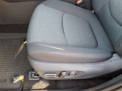 New 2025 Toyota RAV4 XLE w/ Convenience Package image 13