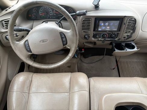 Used 2002 Ford F150 XLT AWD/4WD image 3