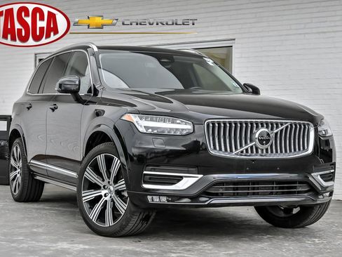 Used 2024 Volvo XC90 B5 Plus AWD/4WD image 1