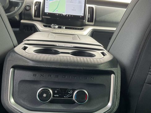 Used 2025 Ford Expedition Max Active image 41