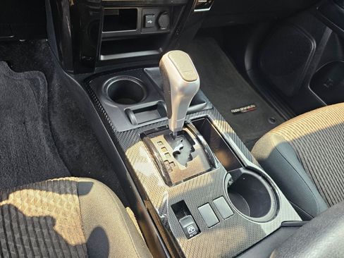 Used 2023 Toyota 4Runner TRD Off-Road AWD/4WD image 30