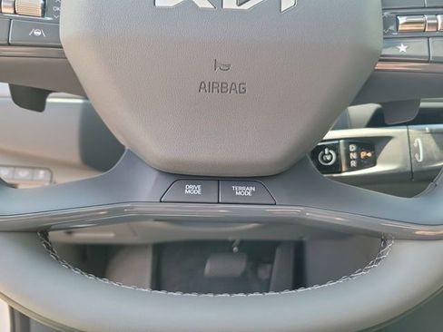 New 2026 Kia EV9 Wind image 19