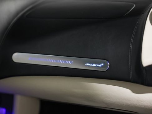 Used 2023 McLaren GT Base image 24