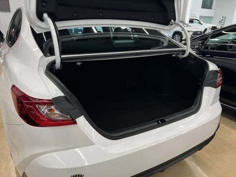 Used 2025 Toyota Camry SE image 24