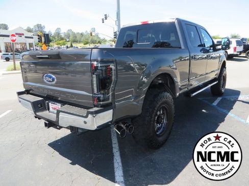 Used 2018 Ford F350 Lariat w/ Lariat Ultimate Package AWD/4WD image 5