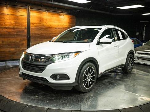 Used 2020 Honda HR-V EX image 2