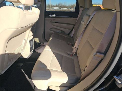 Used 2015 Jeep Grand Cherokee Laredo w/ Quick Order Package 23E image 8