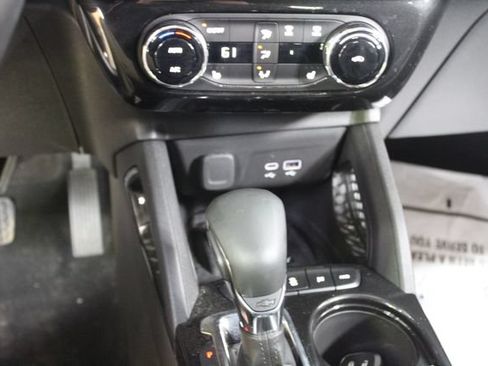 Used 2025 Chevrolet TrailBlazer LT w/ Convenience Package AWD/4WD image 20