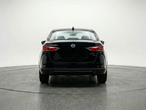 Used 2025 Nissan Versa SV image 7