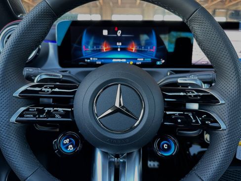 New 2025 Mercedes-Benz CLA 35 AMG 4MATIC image 27