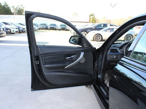 Used 2013 BMW 335i xDrive Sedan image 30