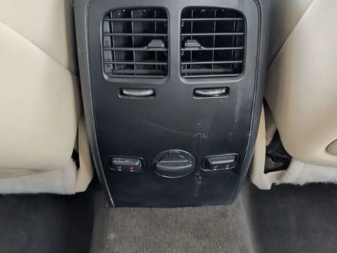 Used 2015 Lincoln MKS AWD w/ Equipment Group 101A image 20