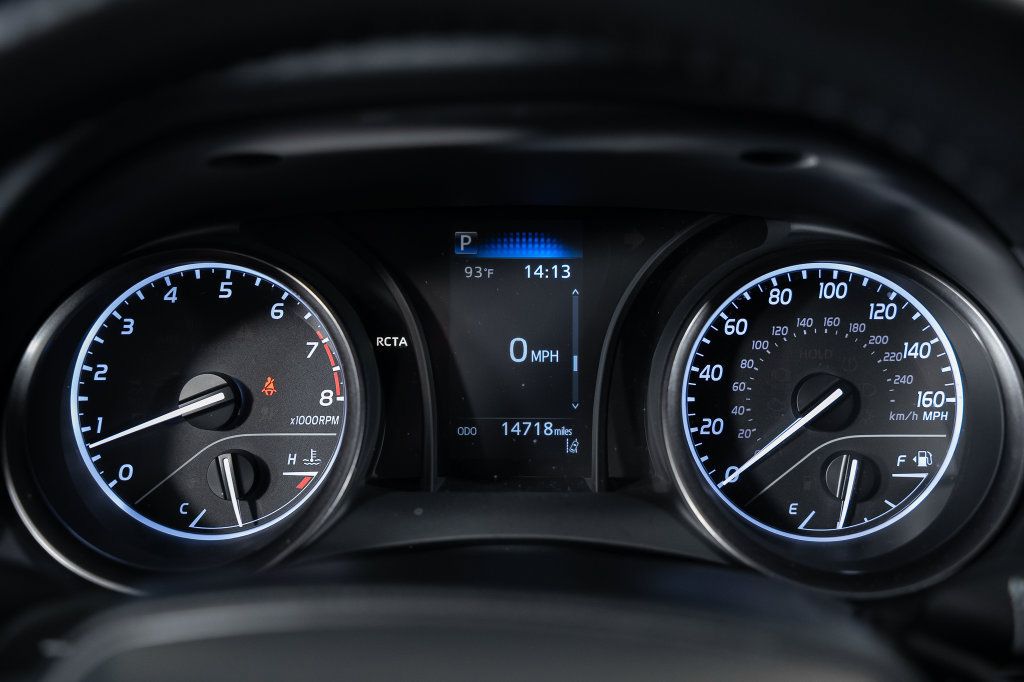 Used 2024 Toyota Camry SE FWD image 30