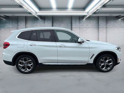 Used 2021 BMW X3 xDrive30i w/ Convenience Package AWD/4WD image 3
