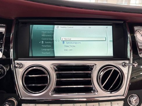 Used 2017 Rolls-Royce Dawn image 83