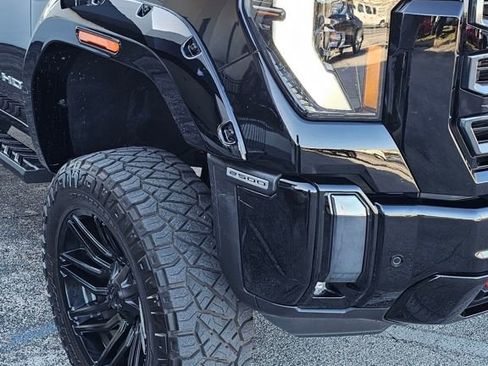 Used 2024 GMC Sierra 2500 AT4 w/ Technology Package image 11