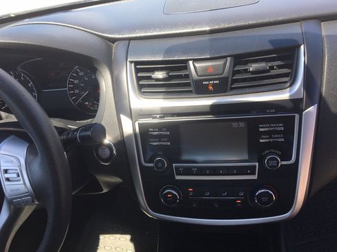 Used 2016 Nissan Altima 2.5 S w/ Power Driver Seat Package image 13