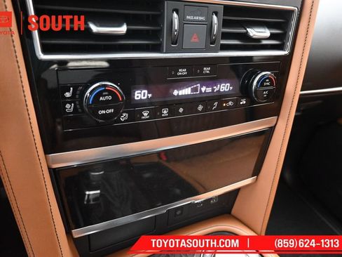 Used 2024 INFINITI QX80 Sensory AWD/4WD image 20