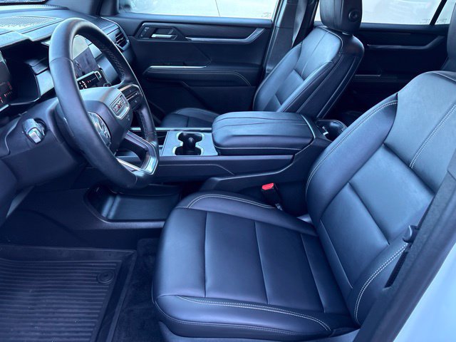 Used 2024 GMC Acadia Elevation w/ LPO, Floor Liner Package AWD/4WD image 9