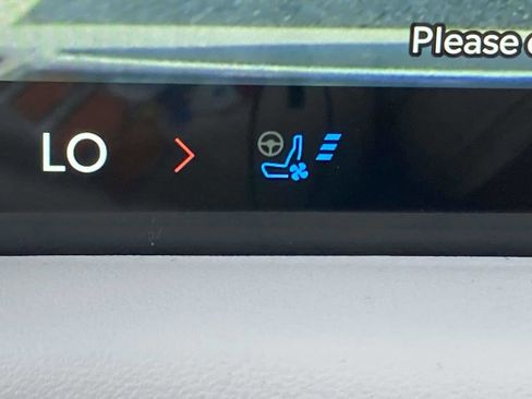 New 2025 Lincoln Aviator 2WD image 26