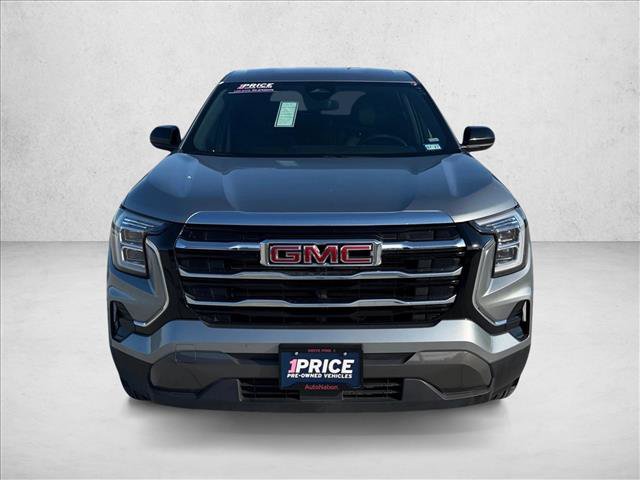 Used 2026 GMC Terrain Elevation FWD image 2