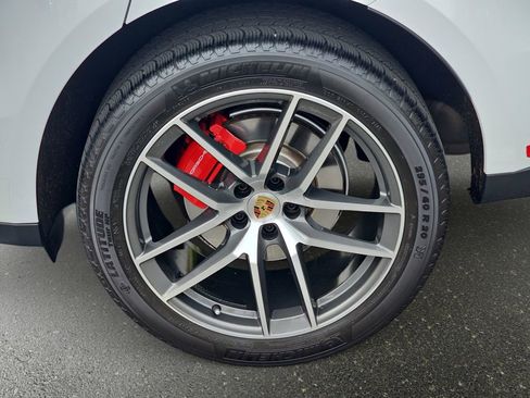 Used 2024 Porsche Macan S AWD/4WD image 37