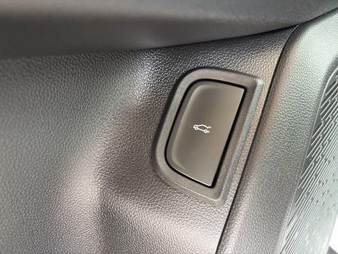 New 2026 Chevrolet Equinox RS image 13