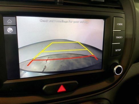 Used 2025 Kia Soul LX w/ LX Technology Package image 21