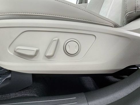New 2026 Kia Sorento S w/ S Panoramic Sunroof Package AWD/4WD image 11