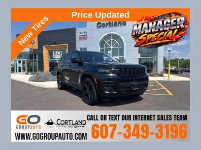Used 2023 Jeep Grand Cherokee L Laredo