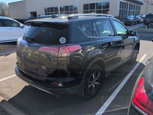 Used 2017 Toyota RAV4 XLE w/ All Weather Liner Package image 4