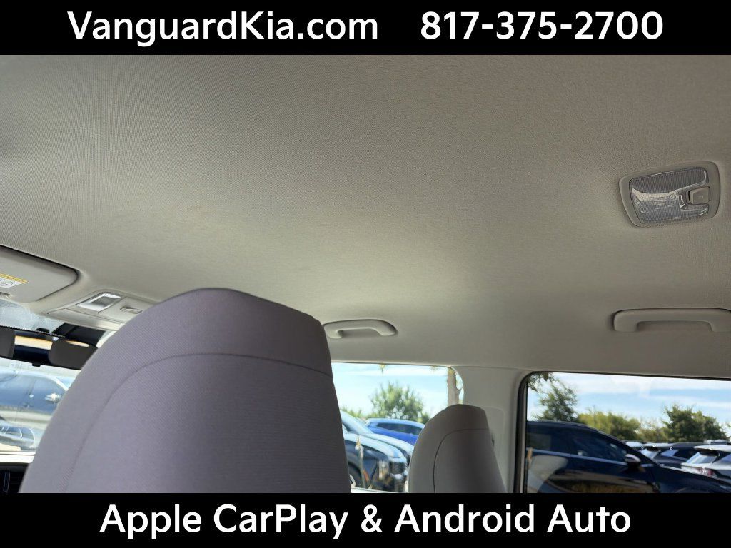 Certified 2025 Kia Soul LX w/ LX Technology Package FWD image 19