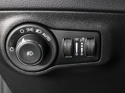 Used 2020 Jeep Compass Trailhawk w/ Leather Interior Group AWD/4WD image 24