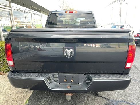 Used 2017 RAM 1500 Express image 22