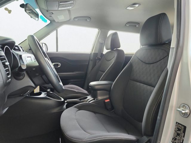 Used 2019 Kia Soul FWD image 12