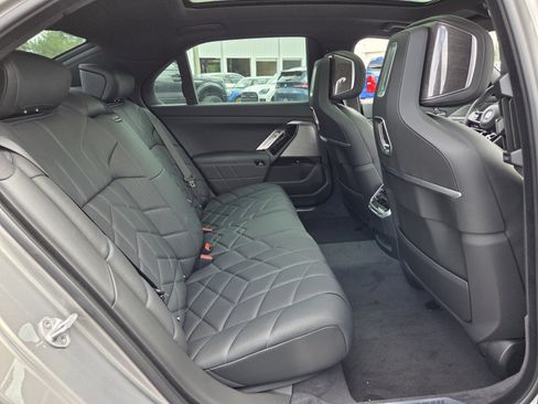 New 2026 BMW i7 eDrive50 w/ M Sport Package RWD image 16
