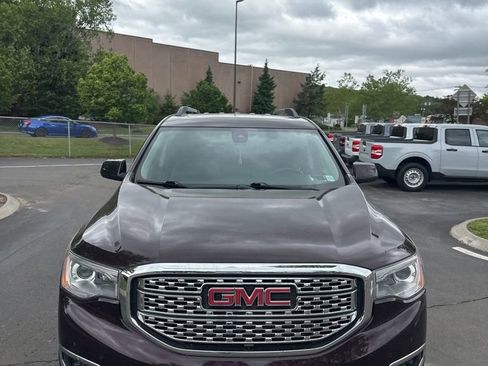 Used 2017 GMC Acadia Denali w/ Technology Package AWD/4WD image 2