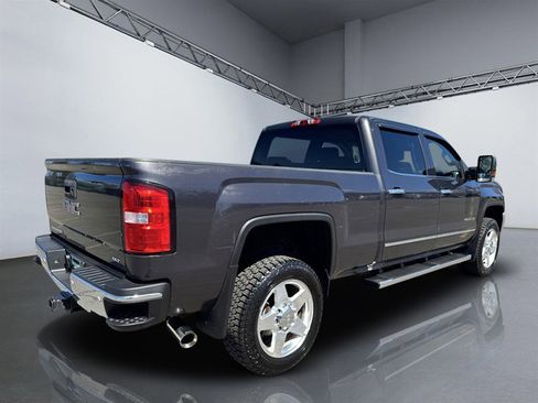 Used 2015 GMC Sierra 2500 SLT w/ Driver Alert Package image 7