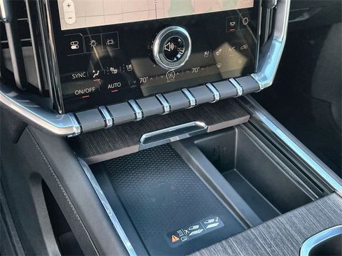 New 2026 GMC Acadia Denali image 18