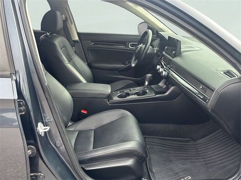 Used 2024 Honda Civic EX-L image 11