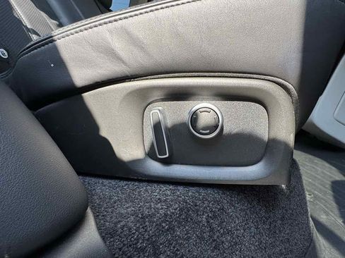 Used 2017 Land Rover Range Rover Supercharged image 44