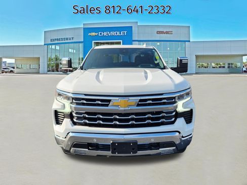 Used 2023 Chevrolet Silverado 1500 LTZ w/ Technology Package AWD/4WD image 2