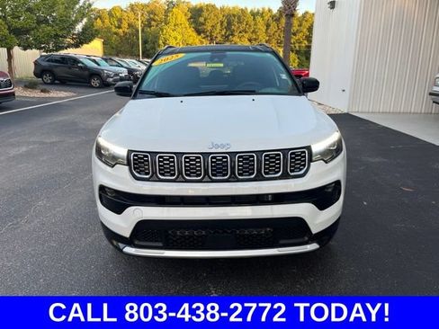 Used 2025 Jeep Compass Limited w/ Elite Group AWD/4WD image 39