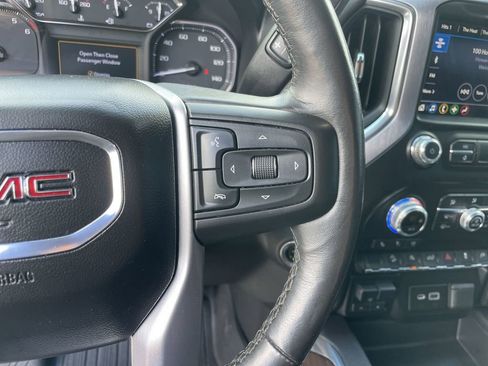 Used 2019 GMC Sierra 1500 SLT w/ SLT Premium Package AWD/4WD image 18
