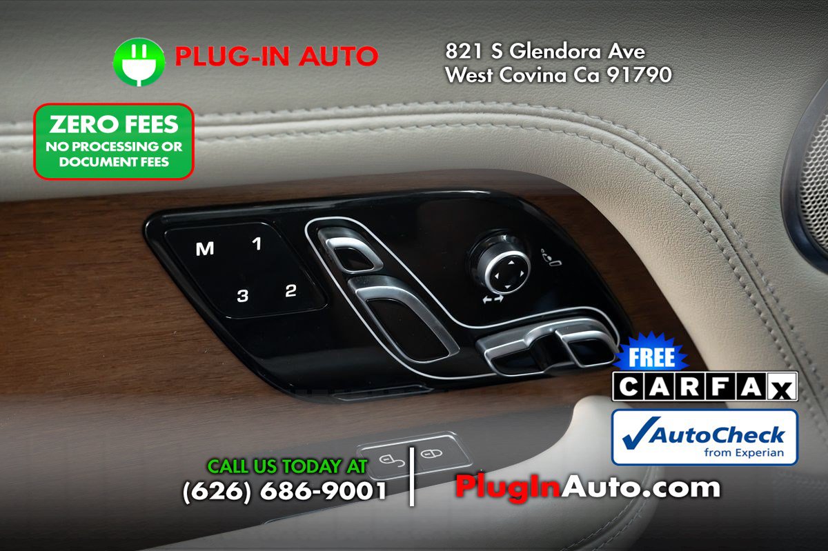 Used 2019 Land Rover Range Rover HSE AWD/4WD image 25