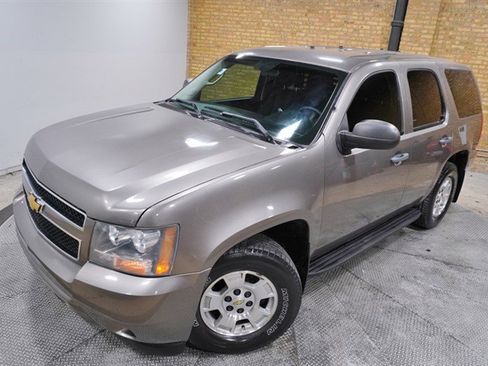 Used 2012 Chevrolet Tahoe 2WD image 2