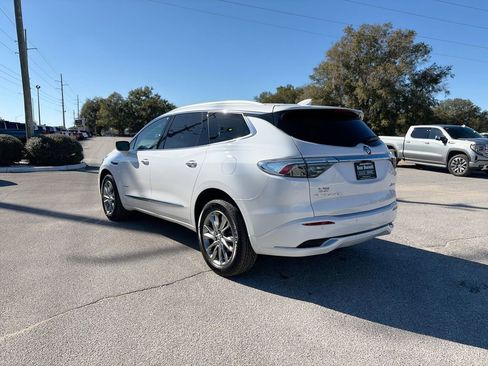 Used 2023 Buick Enclave Avenir w/ Avenir Technology Package image 5