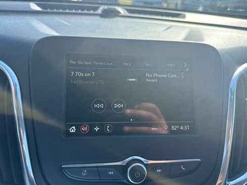 Used 2019 Chevrolet Equinox LT FWD image 13
