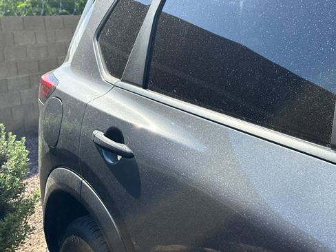 Used 2024 Nissan Rogue S image 8